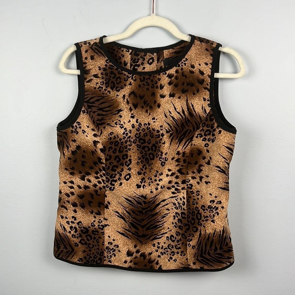 Vintage Sag Harbor sleeveless button back animal print top